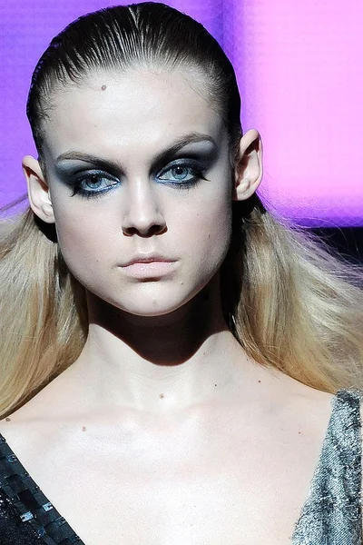 Look 17